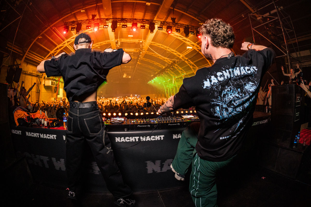 Loading... just a sec